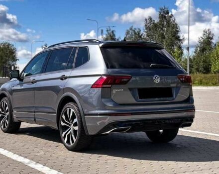 Сірий Фольксваген Тігуан, об'ємом двигуна 0 л та пробігом 54 тис. км за 10900 $, фото 7 на Automoto.ua