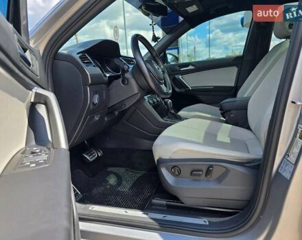 Серый Фольксваген Тигуан, объемом двигателя 1.98 л и пробегом 95 тыс. км за 21200 $, фото 9 на Automoto.ua