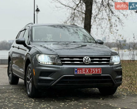 Сірий Фольксваген Тігуан, об'ємом двигуна 2 л та пробігом 212 тис. км за 16900 $, фото 8 на Automoto.ua