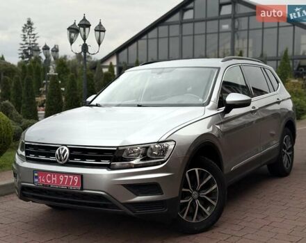 Сірий Фольксваген Тігуан, об'ємом двигуна 1.98 л та пробігом 173 тис. км за 16999 $, фото 2 на Automoto.ua