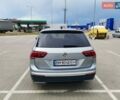Сірий Фольксваген Тігуан, об'ємом двигуна 2 л та пробігом 112 тис. км за 21000 $, фото 1 на Automoto.ua