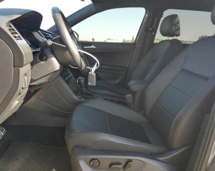 Сірий Фольксваген Тігуан, об'ємом двигуна 2 л та пробігом 36 тис. км за 5300 $, фото 6 на Automoto.ua