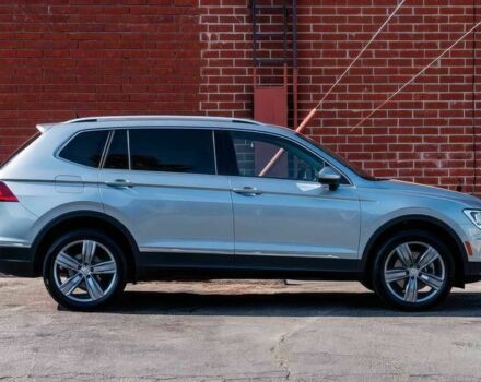 Сірий Фольксваген Тігуан, об'ємом двигуна 2 л та пробігом 46 тис. км за 9000 $, фото 7 на Automoto.ua