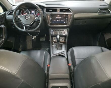 Сірий Фольксваген Тігуан, об'ємом двигуна 2 л та пробігом 138 тис. км за 11400 $, фото 7 на Automoto.ua