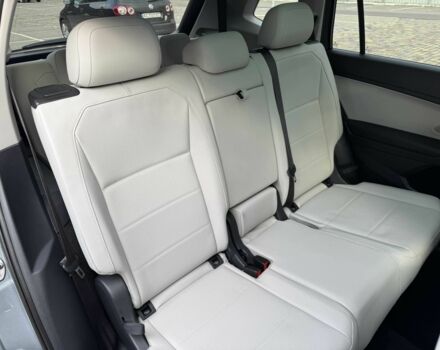 Серый Фольксваген Тигуан, объемом двигателя 2 л и пробегом 107 тыс. км за 19599 $, фото 20 на Automoto.ua