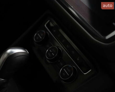 Сірий Фольксваген Тігуан, об'ємом двигуна 1.98 л та пробігом 110 тис. км за 11899 $, фото 22 на Automoto.ua