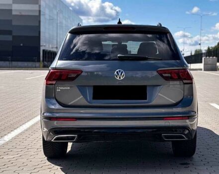 Сірий Фольксваген Тігуан, об'ємом двигуна 0 л та пробігом 54 тис. км за 10900 $, фото 6 на Automoto.ua