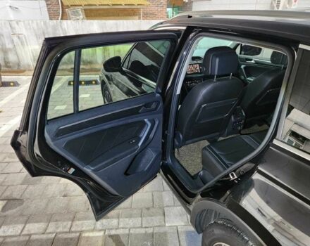 Сірий Фольксваген Тігуан, об'ємом двигуна 2 л та пробігом 69 тис. км за 13991 $, фото 3 на Automoto.ua