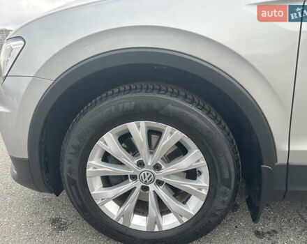 Серый Фольксваген Тигуан, объемом двигателя 1.97 л и пробегом 110 тыс. км за 24999 $, фото 59 на Automoto.ua