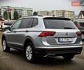 Сірий Фольксваген Тігуан, об'ємом двигуна 2 л та пробігом 58 тис. км за 18800 $, фото 3 на Automoto.ua