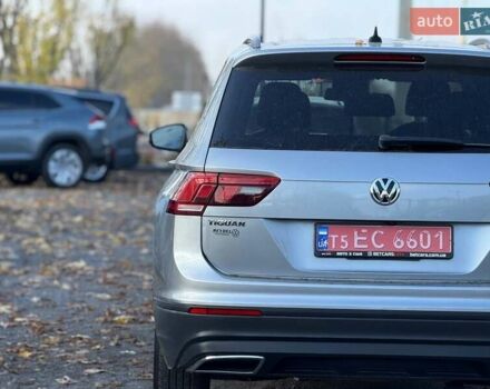 Серый Фольксваген Тигуан, объемом двигателя 1.98 л и пробегом 85 тыс. км за 19500 $, фото 3 на Automoto.ua