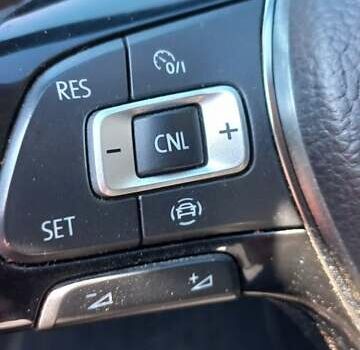 Сірий Фольксваген Тігуан, об'ємом двигуна 1.98 л та пробігом 210 тис. км за 17000 $, фото 11 на Automoto.ua