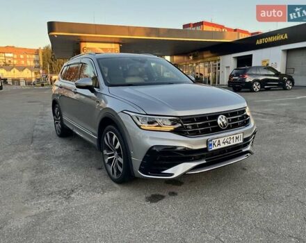 Сірий Фольксваген Тігуан, об'ємом двигуна 1.98 л та пробігом 118 тис. км за 28000 $, фото 58 на Automoto.ua