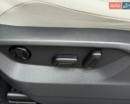 Сірий Фольксваген Тігуан, об'ємом двигуна 2 л та пробігом 212 тис. км за 16900 $, фото 32 на Automoto.ua