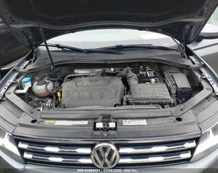 Серый Фольксваген Тигуан, объемом двигателя 2 л и пробегом 59 тыс. км за 4000 $, фото 8 на Automoto.ua