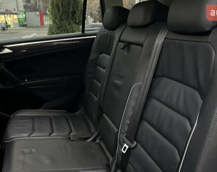 Серый Фольксваген Тигуан, объемом двигателя 2 л и пробегом 75 тыс. км за 29999 $, фото 36 на Automoto.ua