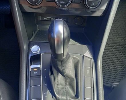 Серый Фольксваген Тигуан, объемом двигателя 2 л и пробегом 22 тыс. км за 19734 $, фото 7 на Automoto.ua