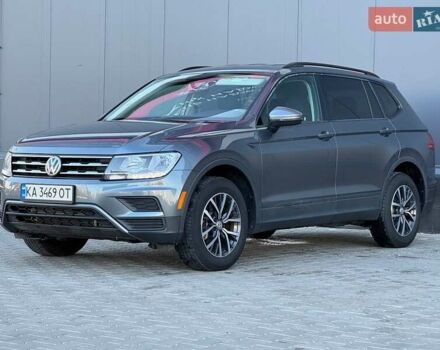 Серый Фольксваген Тигуан, объемом двигателя 2 л и пробегом 53 тыс. км за 18900 $, фото 2 на Automoto.ua
