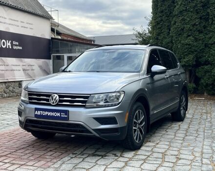 Серый Фольксваген Тигуан, объемом двигателя 2 л и пробегом 225 тыс. км за 18700 $, фото 7 на Automoto.ua