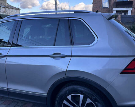 Серый Фольксваген Тигуан, объемом двигателя 1.97 л и пробегом 144 тыс. км за 26000 $, фото 6 на Automoto.ua