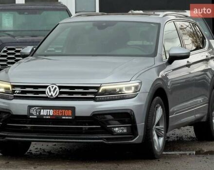 Серый Фольксваген Тигуан, объемом двигателя 1.98 л и пробегом 78 тыс. км за 27500 $, фото 2 на Automoto.ua