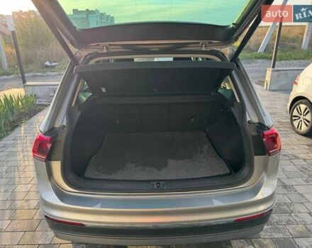 Серый Фольксваген Тигуан, объемом двигателя 1.97 л и пробегом 152 тыс. км за 29000 $, фото 7 на Automoto.ua