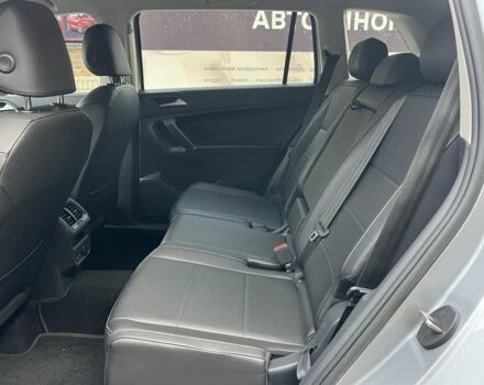 Серый Фольксваген Тигуан, объемом двигателя 2 л и пробегом 225 тыс. км за 18700 $, фото 18 на Automoto.ua