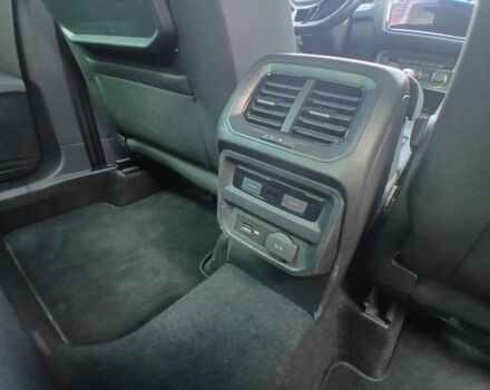 Серый Фольксваген Тигуан, объемом двигателя 2 л и пробегом 150 тыс. км за 26000 $, фото 7 на Automoto.ua