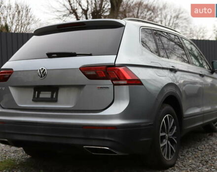 Сірий Фольксваген Тігуан, об'ємом двигуна 1.98 л та пробігом 110 тис. км за 11899 $, фото 10 на Automoto.ua