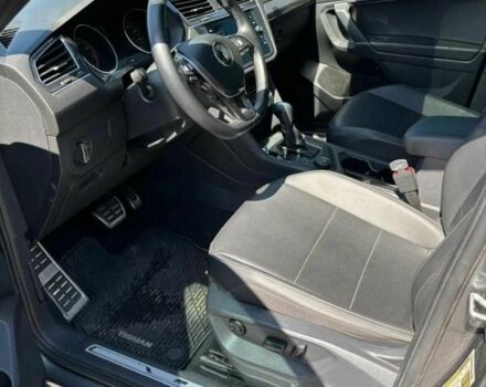 Серый Фольксваген Тигуан, объемом двигателя 2 л и пробегом 99 тыс. км за 23400 $, фото 7 на Automoto.ua