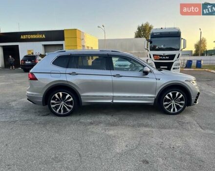 Сірий Фольксваген Тігуан, об'ємом двигуна 1.98 л та пробігом 118 тис. км за 28000 $, фото 47 на Automoto.ua