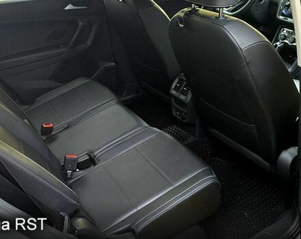 Сірий Фольксваген Тігуан, об'ємом двигуна 2 л та пробігом 122 тис. км за 25000 $, фото 8 на Automoto.ua