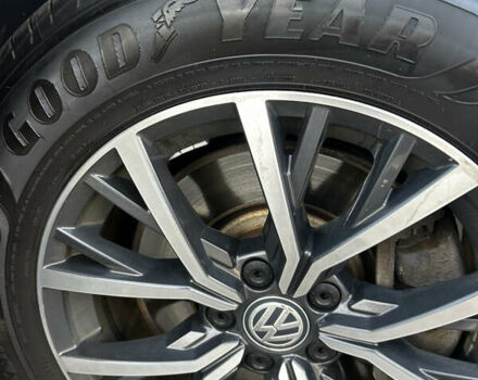 Сірий Фольксваген Тігуан, об'ємом двигуна 2 л та пробігом 98 тис. км за 22300 $, фото 19 на Automoto.ua