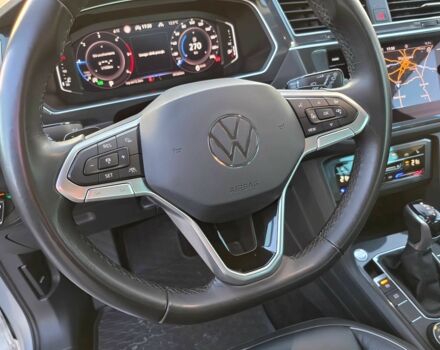 Серый Фольксваген Тигуан, объемом двигателя 2 л и пробегом 43 тыс. км за 14500 $, фото 9 на Automoto.ua