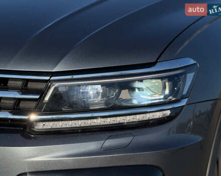 Серый Фольксваген Тигуан, объемом двигателя 1.98 л и пробегом 90 тыс. км за 21900 $, фото 5 на Automoto.ua