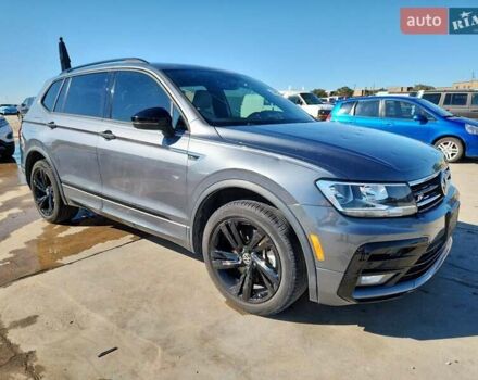 Серый Фольксваген Тигуан, объемом двигателя 1.98 л и пробегом 153 тыс. км за 5500 $, фото 3 на Automoto.ua