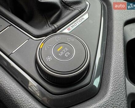 Сірий Фольксваген Тігуан, об'ємом двигуна 1.97 л та пробігом 51 тис. км за 34500 $, фото 52 на Automoto.ua