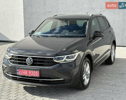 Серый Фольксваген Тигуан, объемом двигателя 2 л и пробегом 176 тыс. км за 27950 $, фото 9 на Automoto.ua