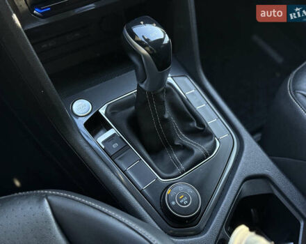 Серый Фольксваген Тигуан, объемом двигателя 2 л и пробегом 120 тыс. км за 23500 $, фото 26 на Automoto.ua