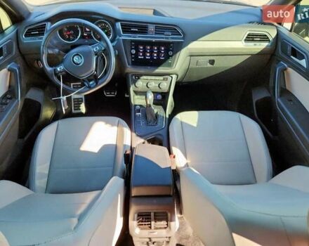 Серый Фольксваген Тигуан, объемом двигателя 1.98 л и пробегом 153 тыс. км за 5500 $, фото 7 на Automoto.ua