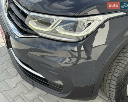 Серый Фольксваген Тигуан, объемом двигателя 2 л и пробегом 176 тыс. км за 27950 $, фото 15 на Automoto.ua