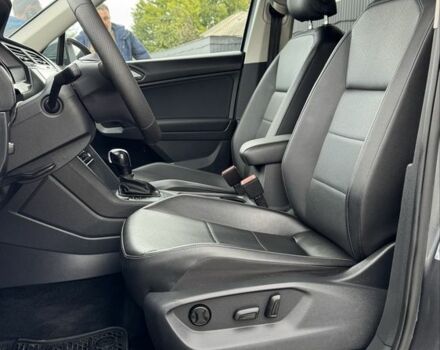 Сірий Фольксваген Тігуан, об'ємом двигуна 2 л та пробігом 97 тис. км за 19900 $, фото 11 на Automoto.ua