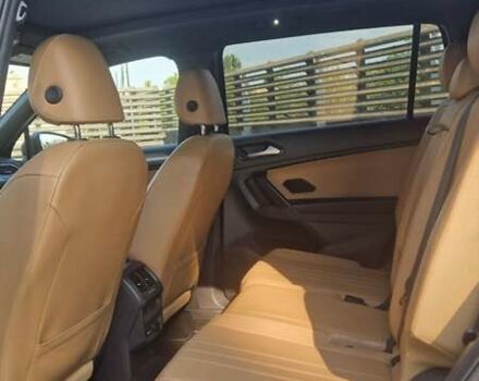 Серый Фольксваген Тигуан, объемом двигателя 1.98 л и пробегом 99 тыс. км за 26000 $, фото 4 на Automoto.ua