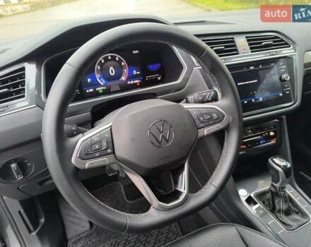 Сірий Фольксваген Тігуан, об'ємом двигуна 2 л та пробігом 63 тис. км за 23400 $, фото 15 на Automoto.ua