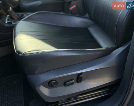 Серый Фольксваген Тигуан, объемом двигателя 2 л и пробегом 120 тыс. км за 23500 $, фото 41 на Automoto.ua