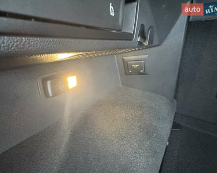 Серый Фольксваген Тигуан, объемом двигателя 2 л и пробегом 176 тыс. км за 27950 $, фото 81 на Automoto.ua