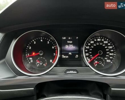 Серый Фольксваген Тигуан, объемом двигателя 2 л и пробегом 119 тыс. км за 19500 $, фото 46 на Automoto.ua