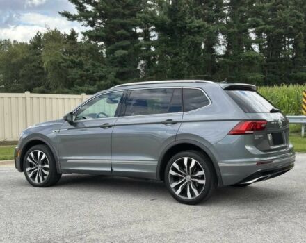 Сірий Фольксваген Тігуан, об'ємом двигуна 2 л та пробігом 11 тис. км за 7500 $, фото 3 на Automoto.ua