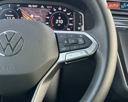 Серый Фольксваген Тигуан, объемом двигателя 1.97 л и пробегом 180 тыс. км за 31000 $, фото 19 на Automoto.ua