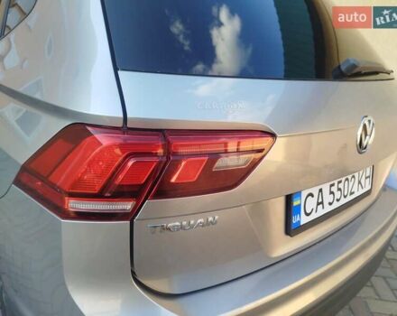 Серый Фольксваген Тигуан, объемом двигателя 1.98 л и пробегом 60 тыс. км за 19000 $, фото 3 на Automoto.ua